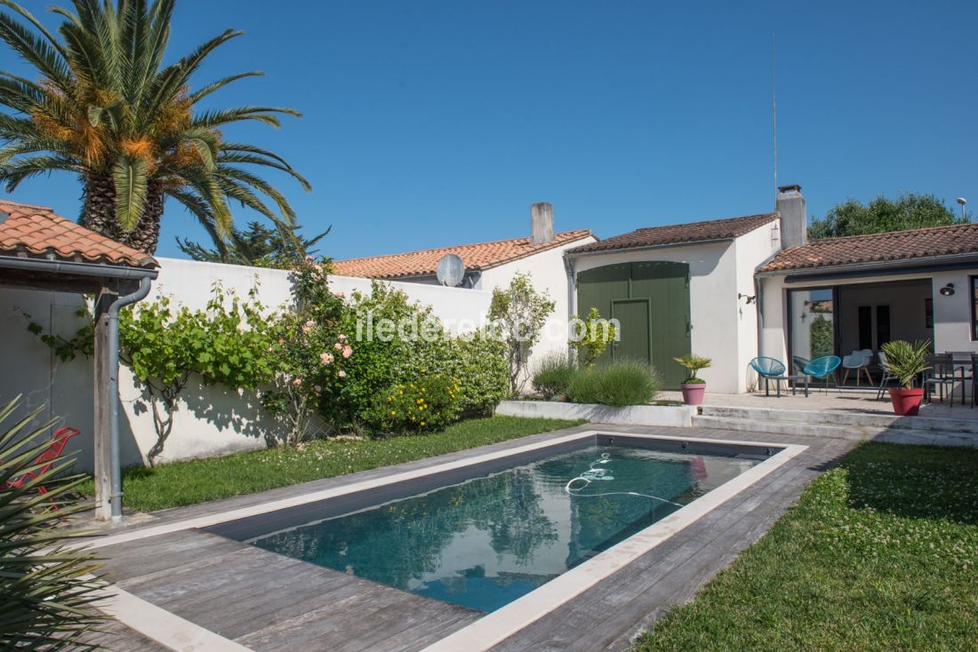 Photo 17: An accomodation located in Le Bois-Plage-en-Ré on ile de Ré.