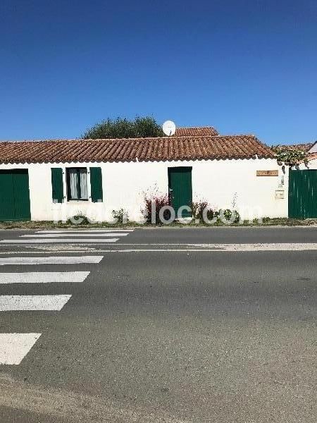 Photo 11: An accomodation located in Les Portes-en-Ré on ile de Ré.