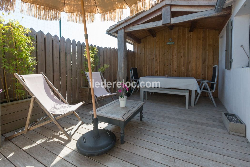 Photo 5: An accomodation located in Le Bois-Plage-en-R&eacute; on ile de R&eacute;.