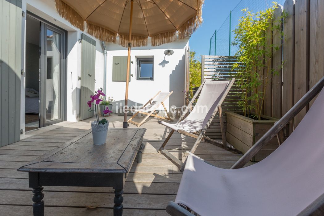 Photo 4: An accomodation located in Le Bois-Plage-en-R&eacute; on ile de R&eacute;.