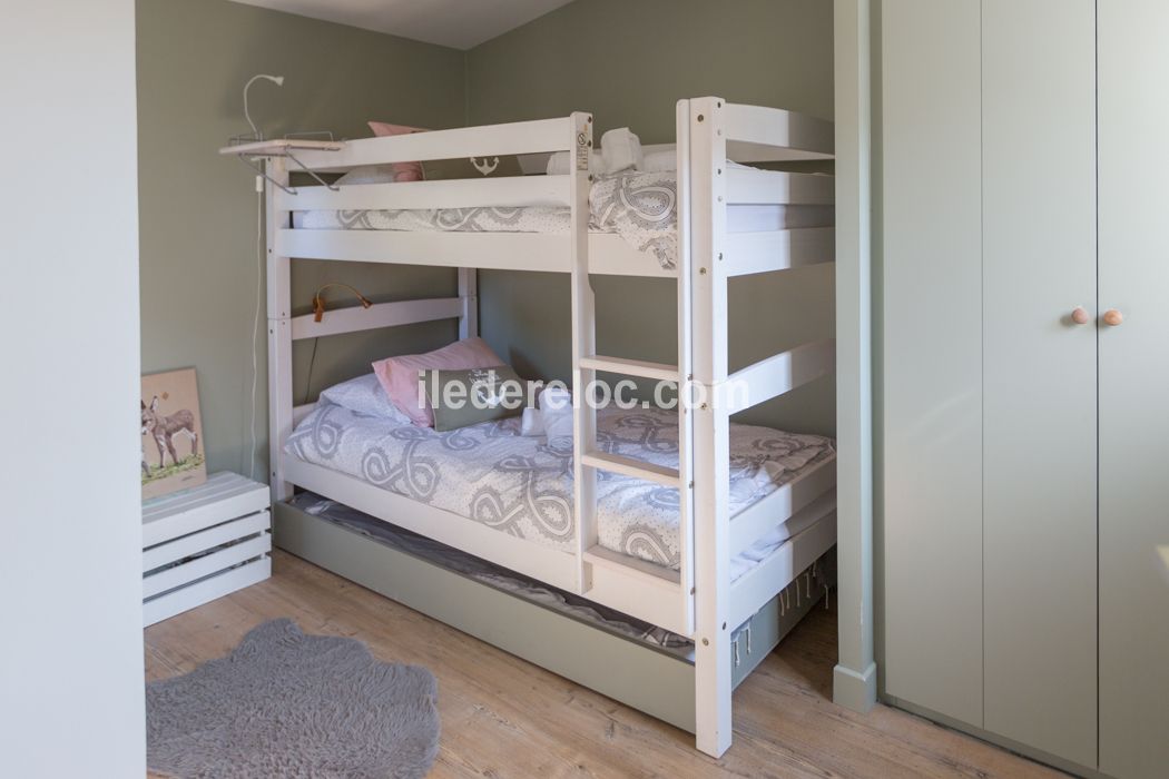 Photo 13: An accomodation located in Le Bois-Plage-en-R&eacute; on ile de R&eacute;.