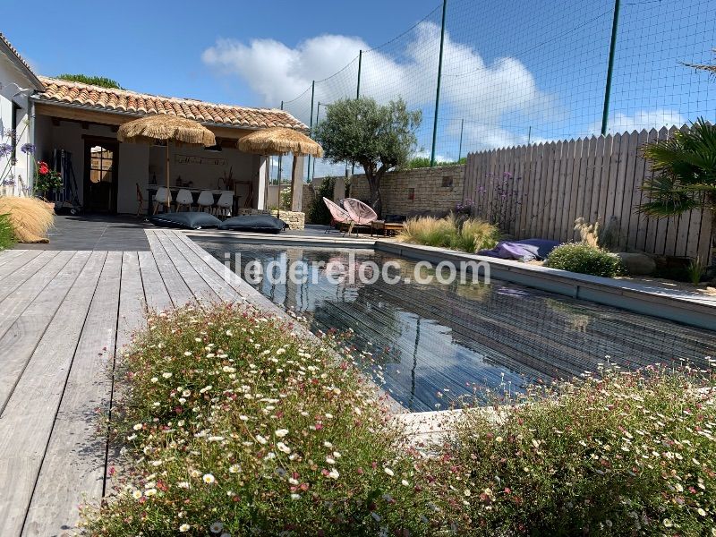 Photo 7: An accomodation located in Le Bois-Plage-en-Ré on ile de Ré.