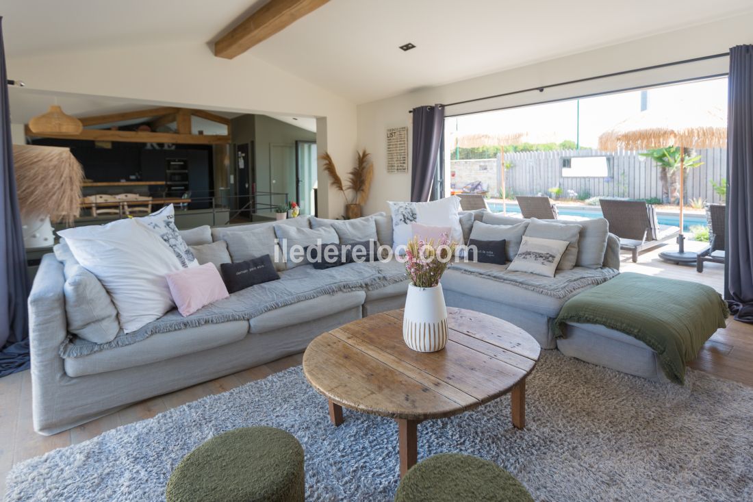 Photo 23: An accomodation located in Le Bois-Plage-en-R&eacute; on ile de R&eacute;.