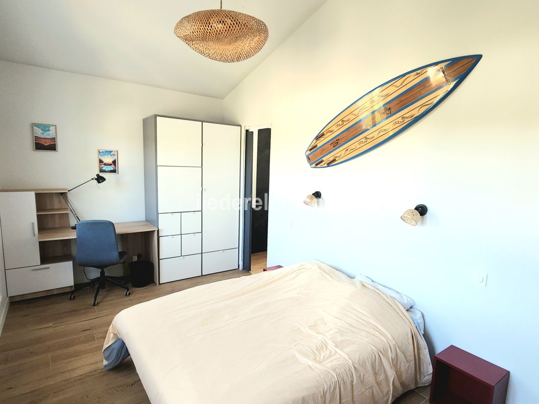 Photo 15: An accomodation located in La Couarde-sur-mer on ile de Ré.