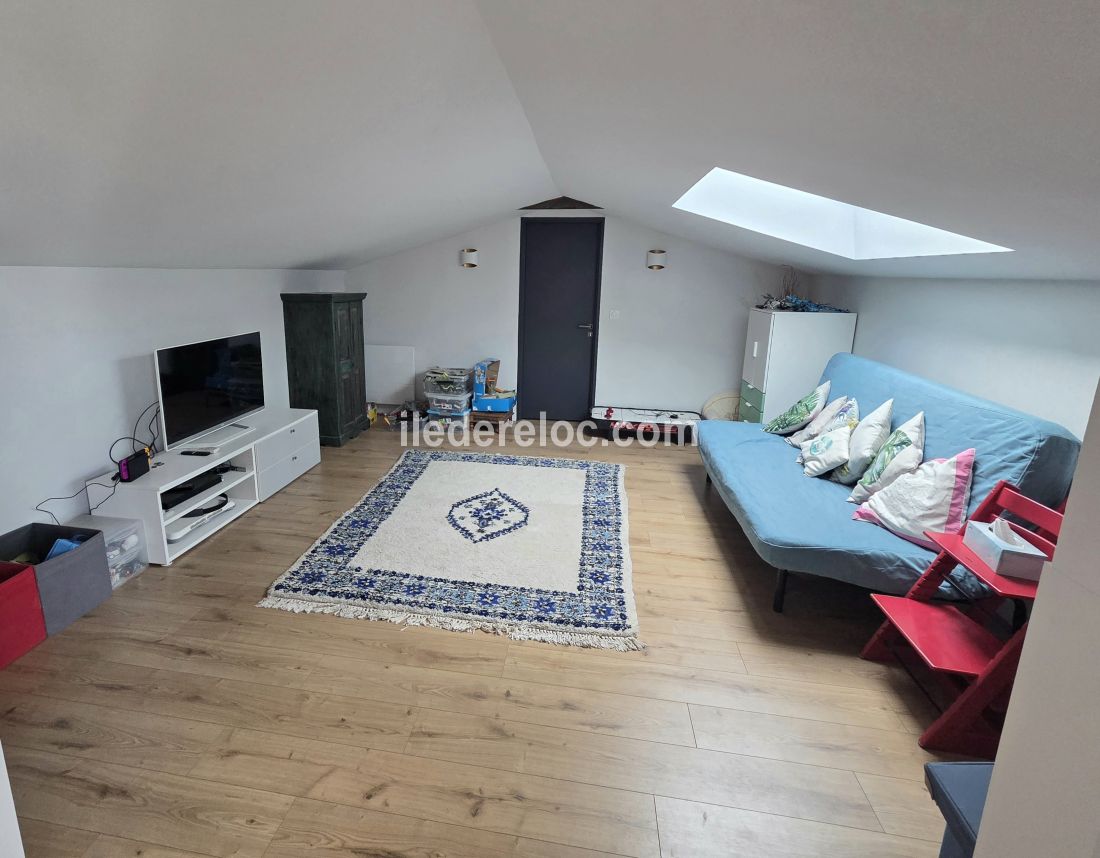 Photo 19: An accomodation located in La Couarde-sur-mer on ile de R&eacute;.