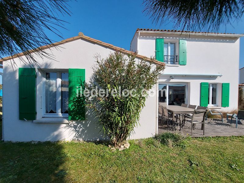 Photo 16: An accomodation located in La Flotte-en-Ré on ile de Ré.