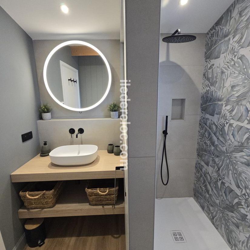 Photo 9: An accomodation located in La Flotte-en-R&eacute; on ile de R&eacute;.