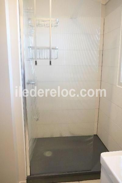 Photo 12: An accomodation located in Le Bois-Plage-en-R&eacute; on ile de R&eacute;.