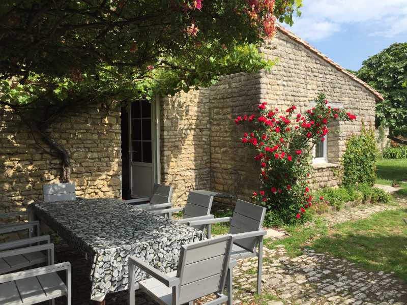 Photo 10: An accomodation located in Saint-Clément-des-Baleines on ile de Ré.