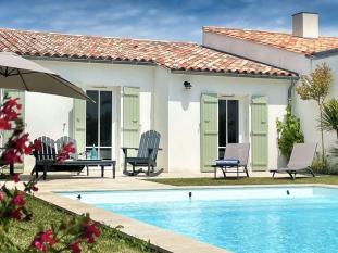 ile de ré New villa with heated pool, sunny and quiet