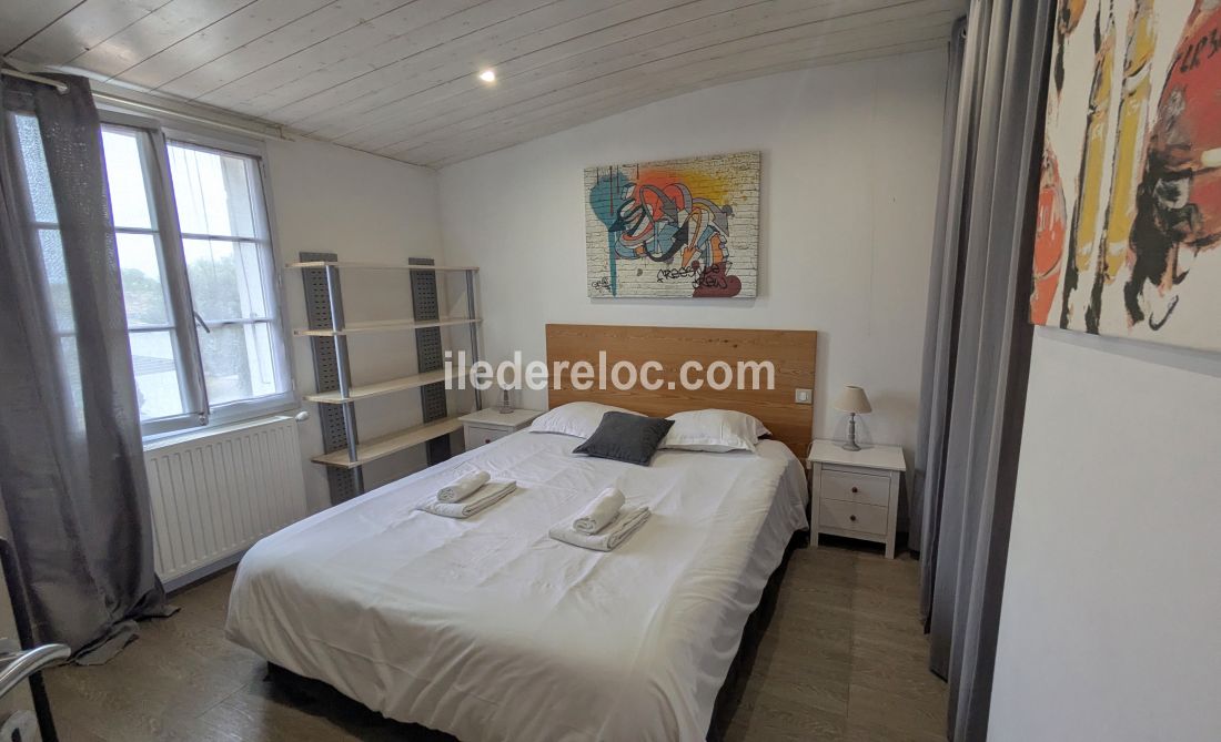 Photo 21: An accomodation located in La Couarde-sur-mer on ile de R&eacute;.