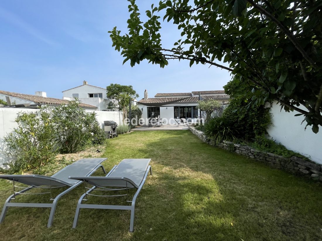 Photo 5: An accomodation located in Les Portes-en-Ré on ile de Ré.