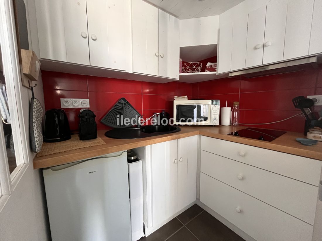 Photo 5: An accomodation located in Le Bois-Plage-en-Ré on ile de Ré.