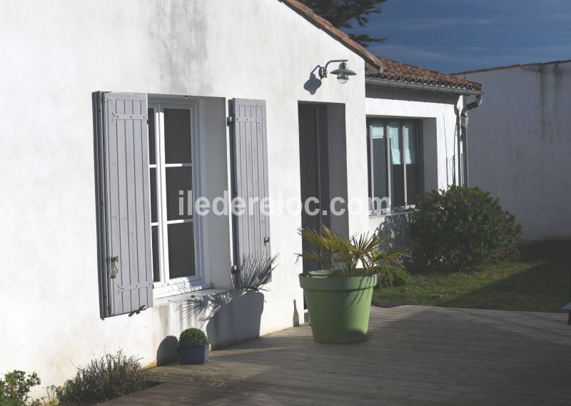 Photo 13: An accomodation located in La Couarde-sur-mer on ile de Ré.