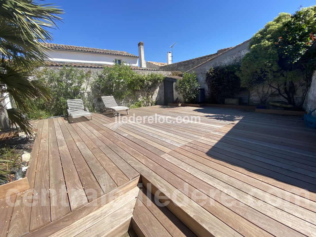 Photo 4: An accomodation located in Le Bois-Plage-en-Ré on ile de Ré.