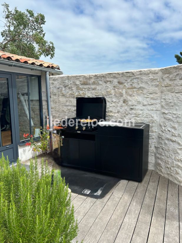 Photo 23: An accomodation located in Le Bois-Plage-en-R&eacute; on ile de R&eacute;.