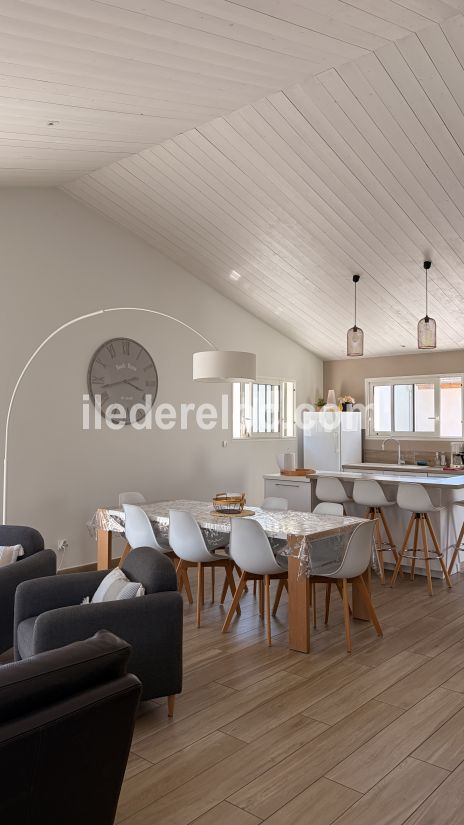 Photo 4: An accomodation located in La Flotte-en-R&eacute; on ile de R&eacute;.