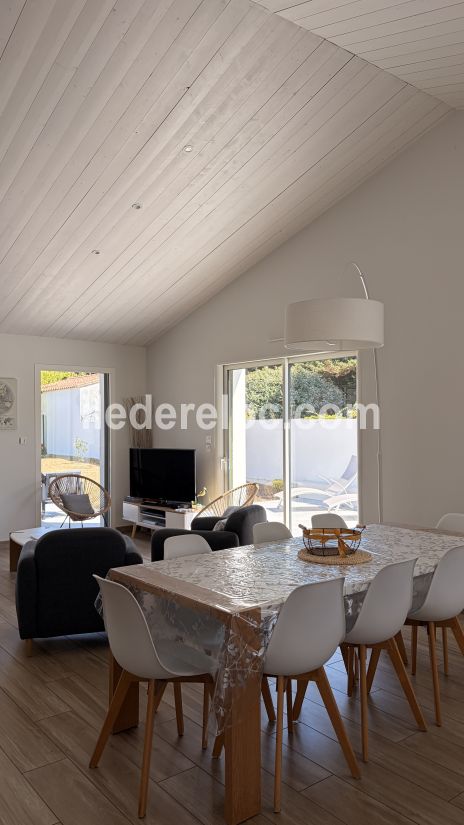 Photo 5: An accomodation located in La Flotte-en-R&eacute; on ile de R&eacute;.