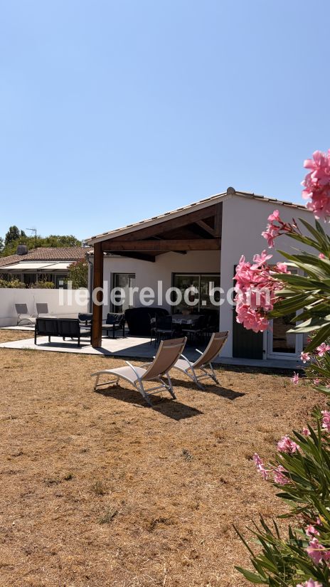 Photo 41: An accomodation located in La Flotte-en-R&eacute; on ile de R&eacute;.