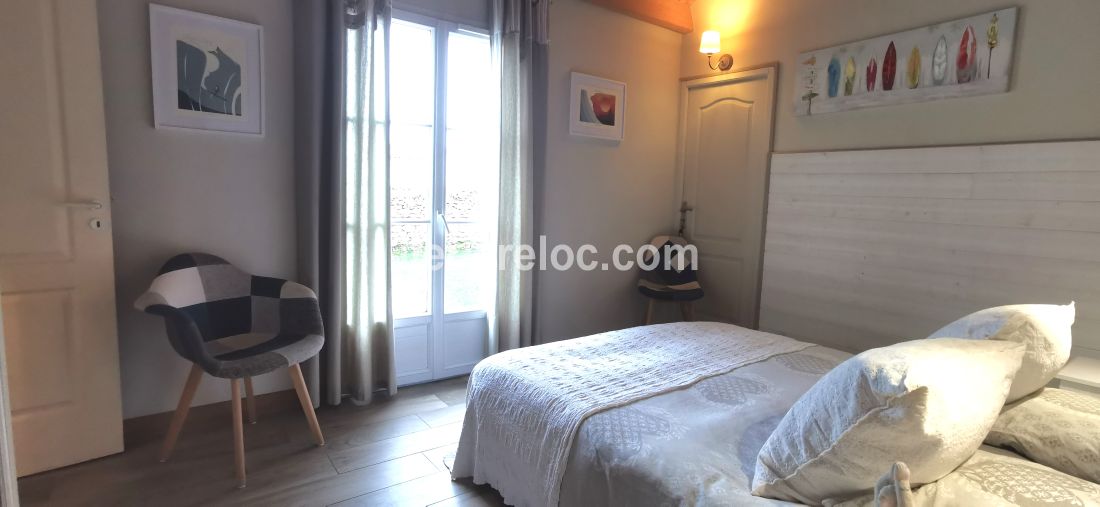 Photo 5: An accomodation located in Sainte-Marie-de-Ré on ile de Ré.