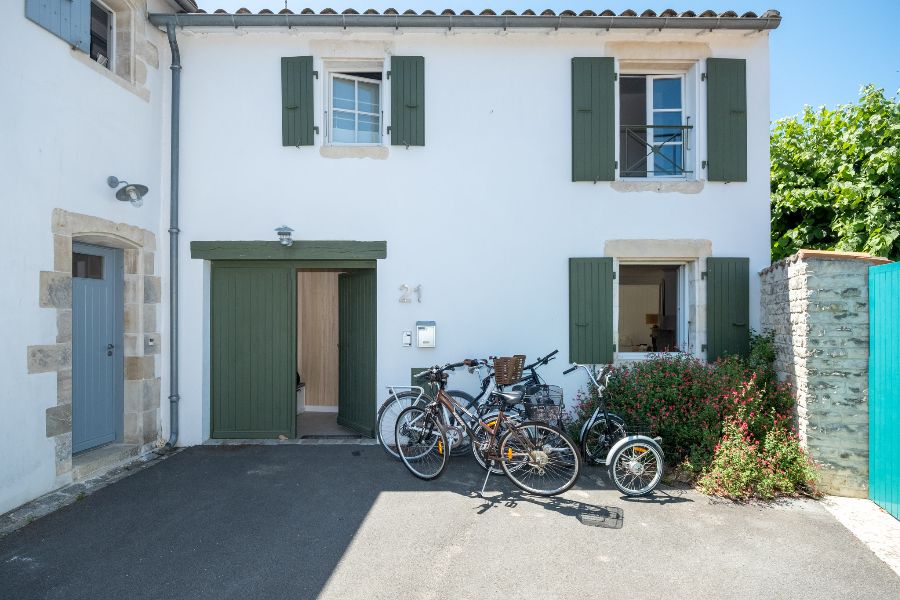 Photo 24: An accomodation located in La Flotte-en-Ré on ile de Ré.