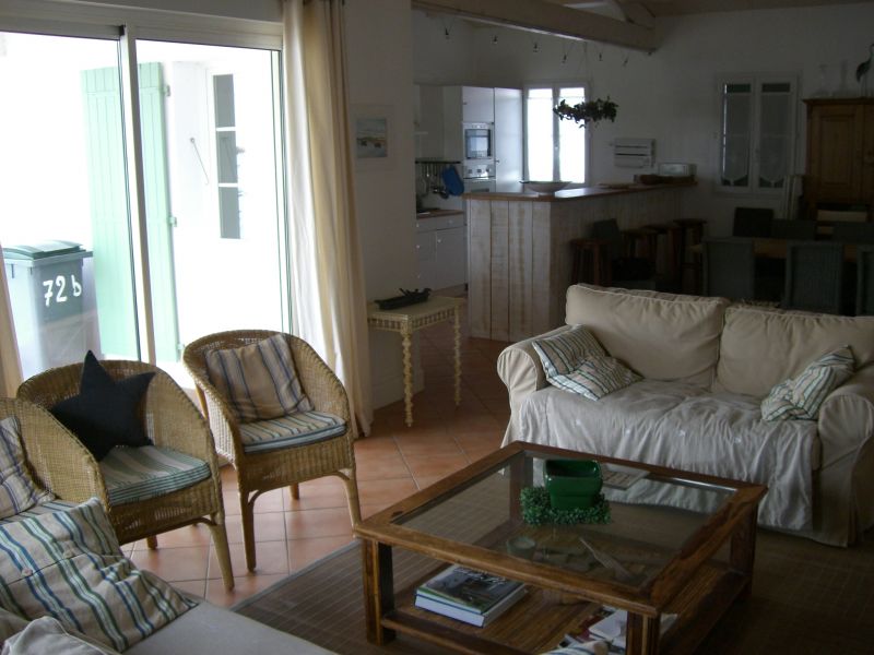 Photo 6: An accomodation located in Le Bois-Plage-en-Ré on ile de Ré.