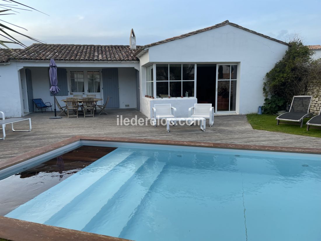 Photo 14: An accomodation located in Le Bois-Plage-en-Ré on ile de Ré.