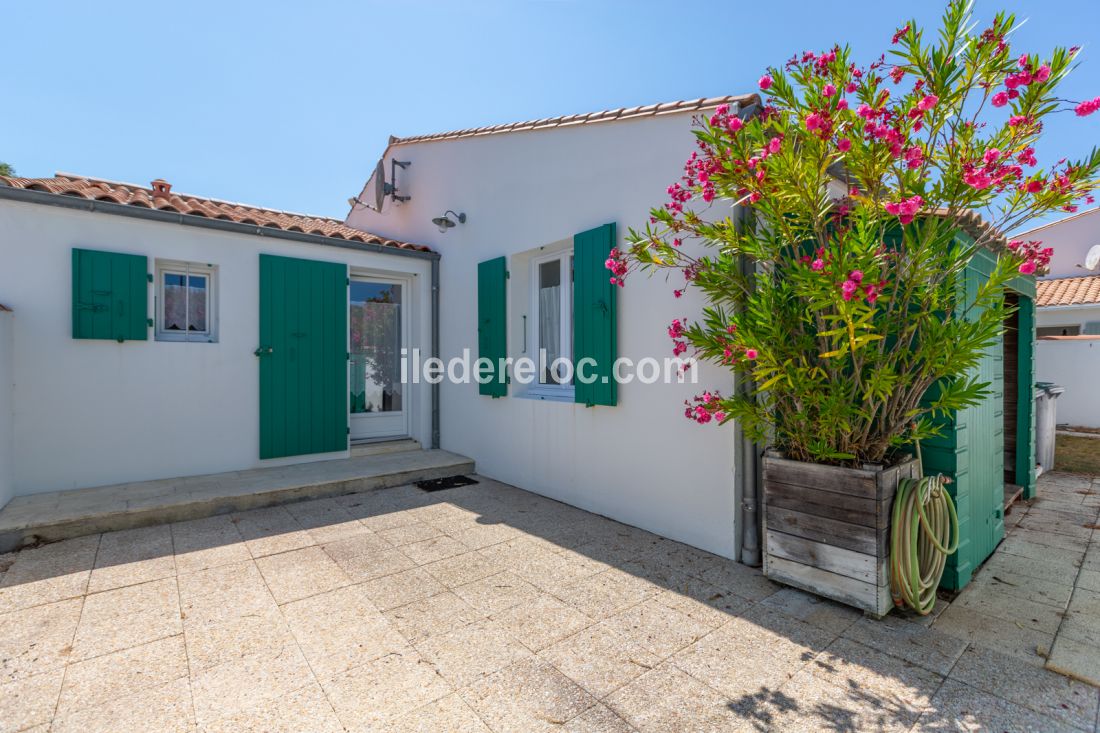Photo 33: An accomodation located in La Couarde-sur-mer on ile de Ré.
