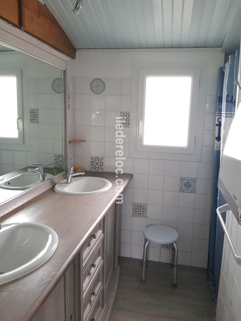 Photo 8: An accomodation located in Saint-Clément-des-Baleines on ile de Ré.