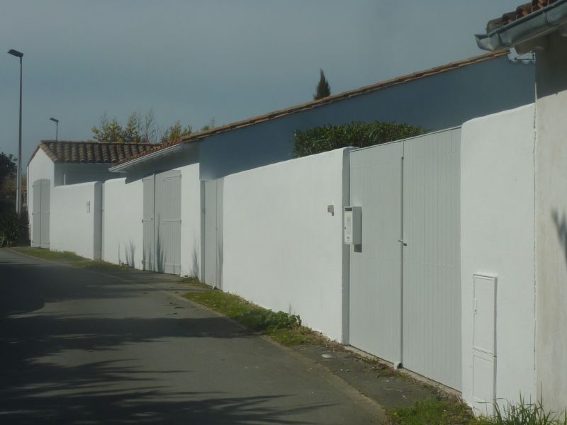 Photo 22: An accomodation located in Sainte-Marie-de-Ré on ile de Ré.