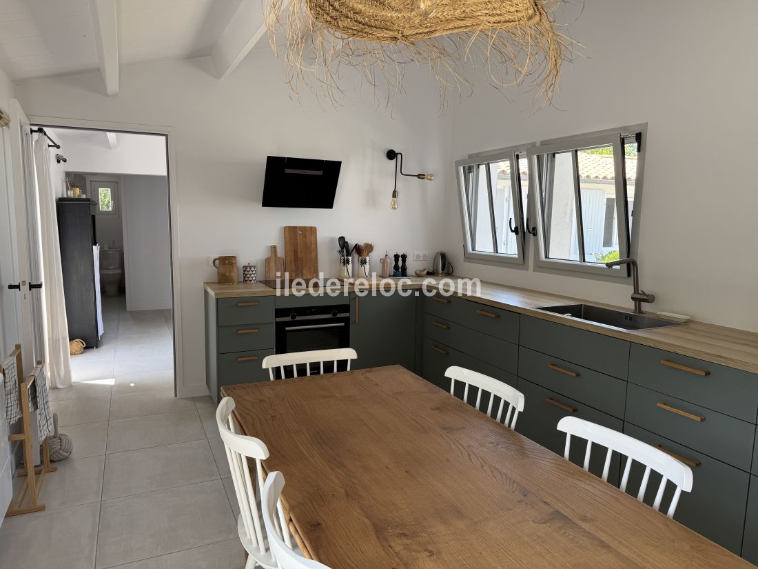 Photo 10: An accomodation located in Les Portes-en-Ré on ile de Ré.