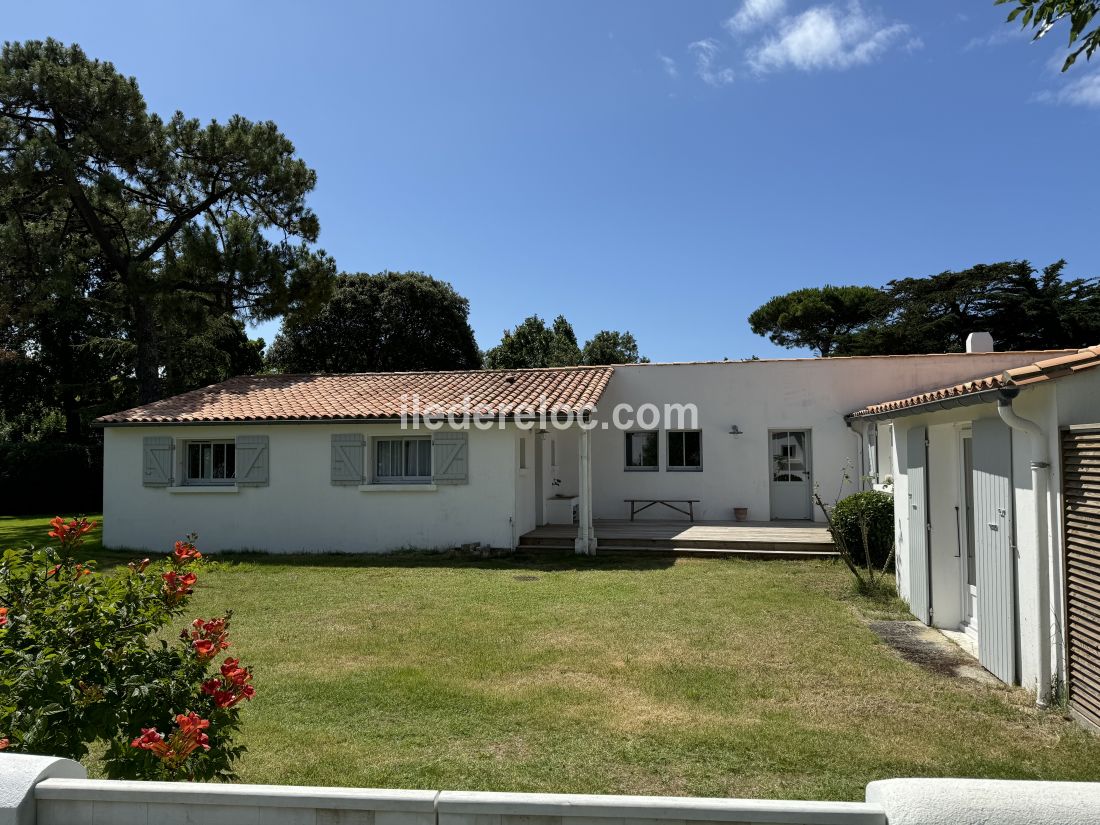 Photo 5: An accomodation located in Les Portes-en-Ré on ile de Ré.