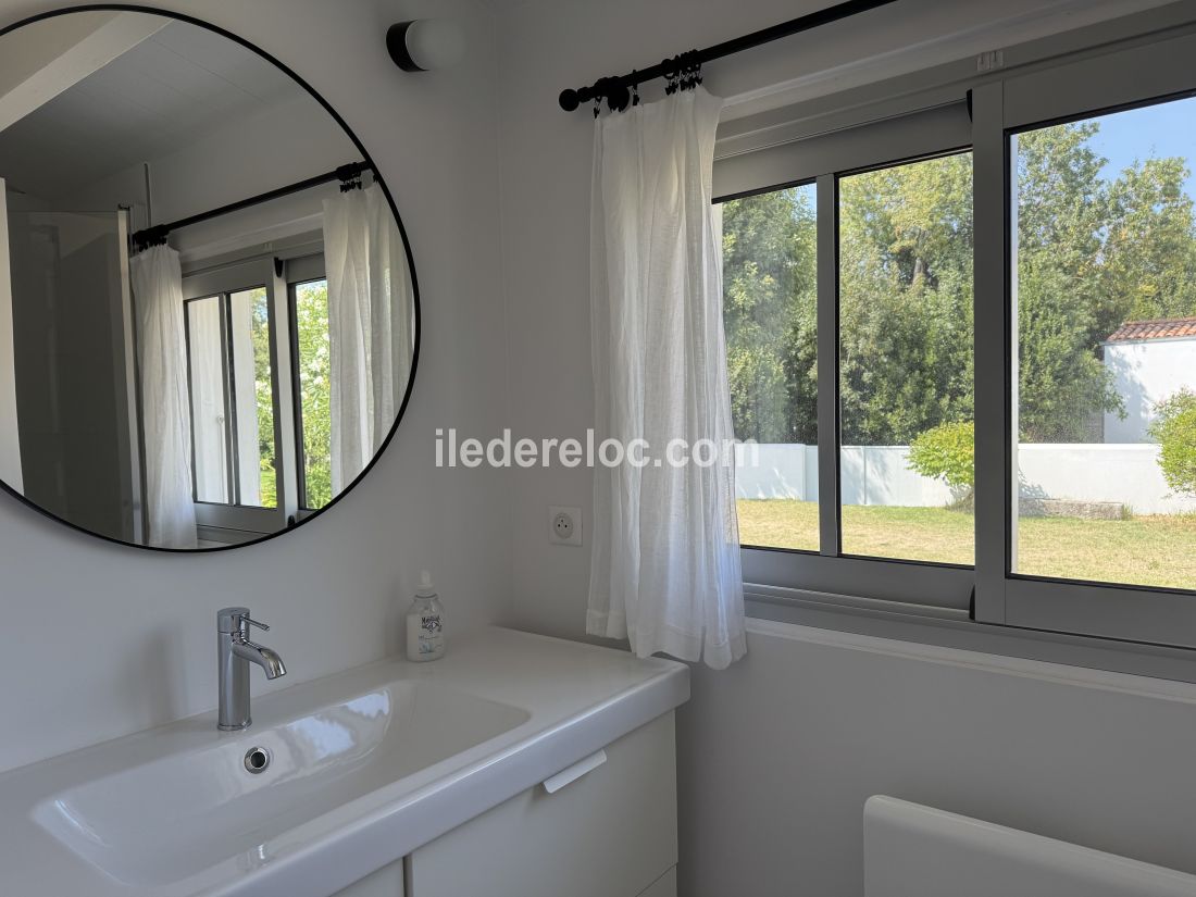 Photo 14: An accomodation located in Les Portes-en-Ré on ile de Ré.