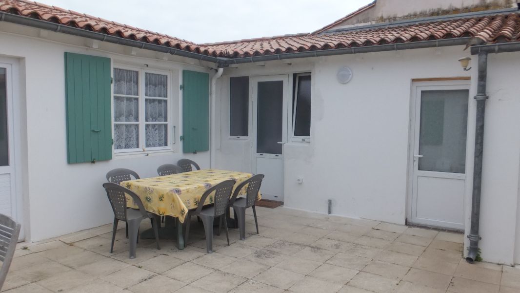 Photo 13: An accomodation located in Ars en Ré on ile de Ré.