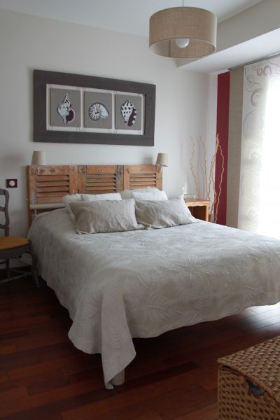Photo 5: An accomodation located in Sainte-Marie-de-Ré on ile de Ré.