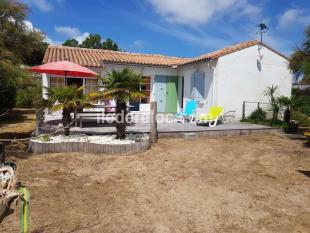 ile de ré Rental ile de re - house 80m2, large garden, 200m from the beach and 1km from th
