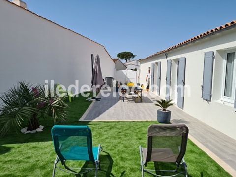 Photo 6: An accomodation located in La Flotte-en-Ré on ile de Ré.