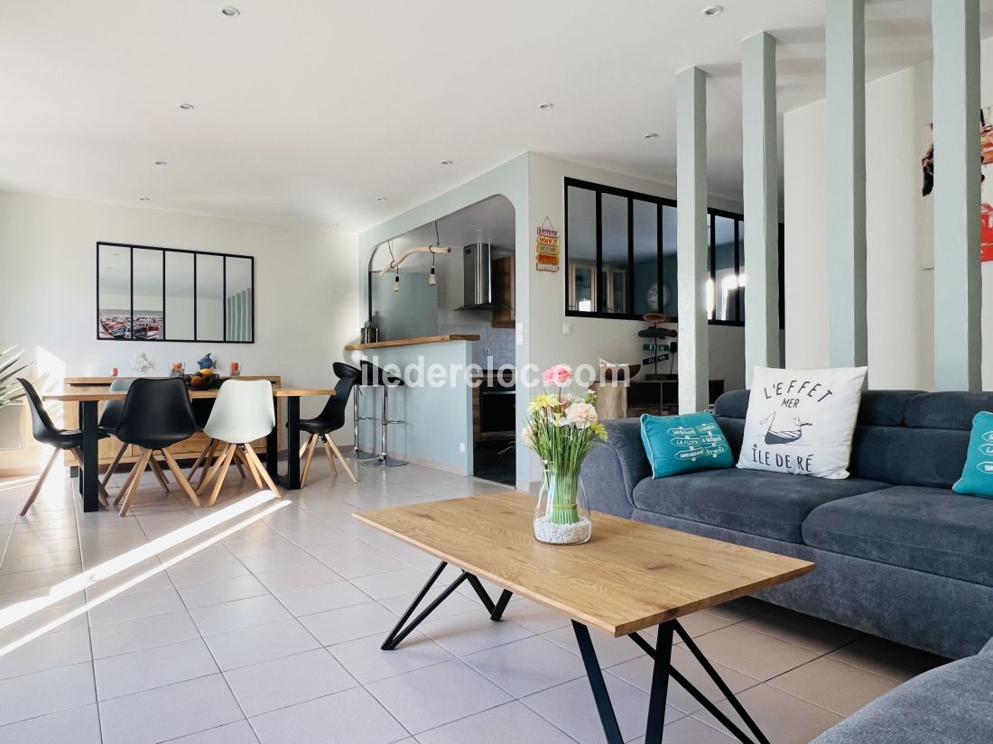 Photo 4: An accomodation located in La Flotte-en-R&eacute; on ile de R&eacute;.