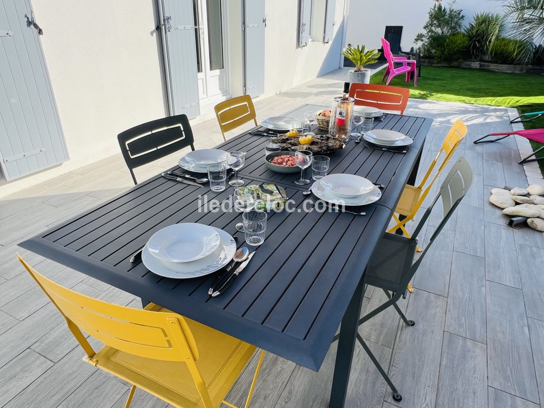 Photo 10: An accomodation located in La Flotte-en-R&eacute; on ile de R&eacute;.