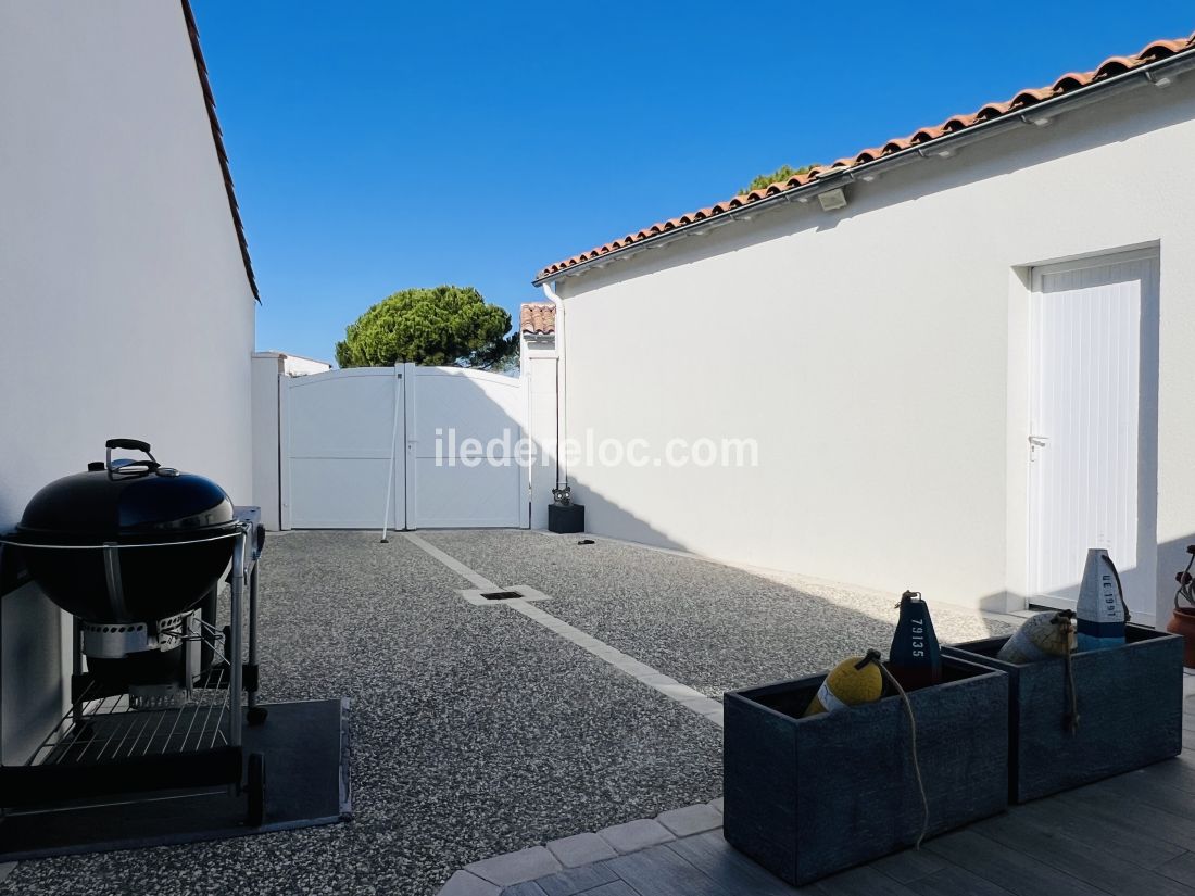 Photo 30: An accomodation located in La Flotte-en-R&eacute; on ile de R&eacute;.