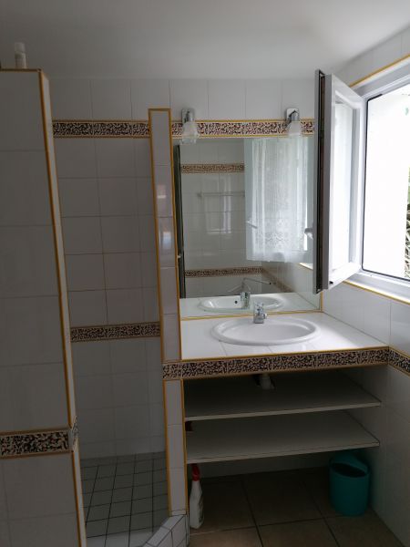 Photo 4: An accomodation located in Le Bois-Plage-en-Ré on ile de Ré.