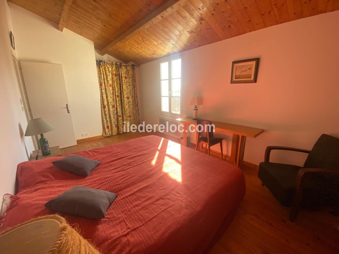 Photo 16: An accomodation located in Saint-Cl&eacute;ment-des-Baleines on ile de R&eacute;.