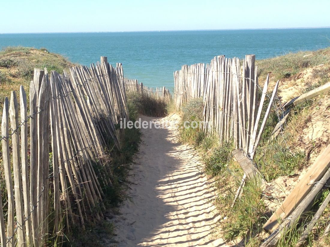 Photo 10: An accomodation located in Saint-Clément-des-Baleines on ile de Ré.