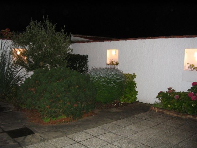 Photo 7: An accomodation located in La Couarde-sur-mer on ile de Ré.