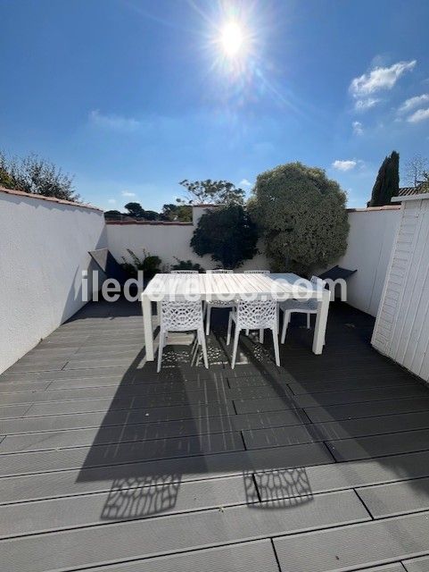 Photo 12: An accomodation located in La Couarde-sur-mer on ile de R&eacute;.