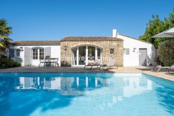 Ile de Ré:New! sumptuous 7-bedroom family villa with private swimming pool and tennis cour