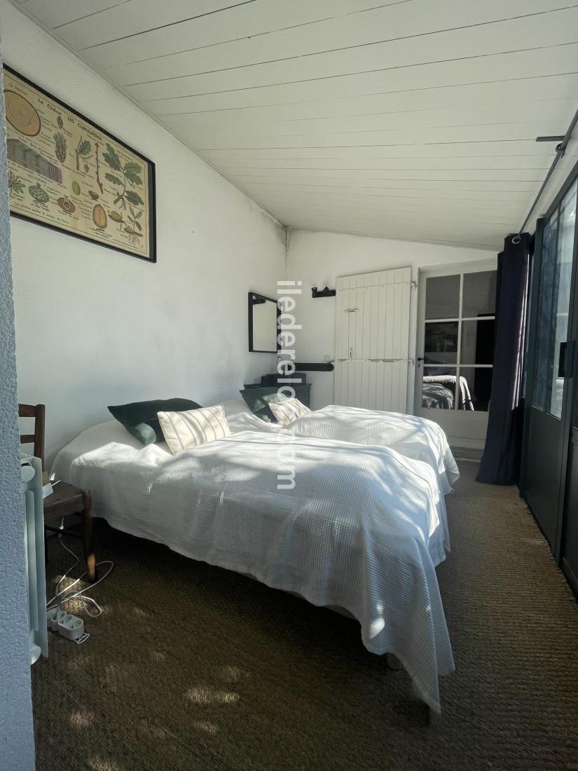 Photo 18: An accomodation located in La Couarde-sur-mer on ile de Ré.