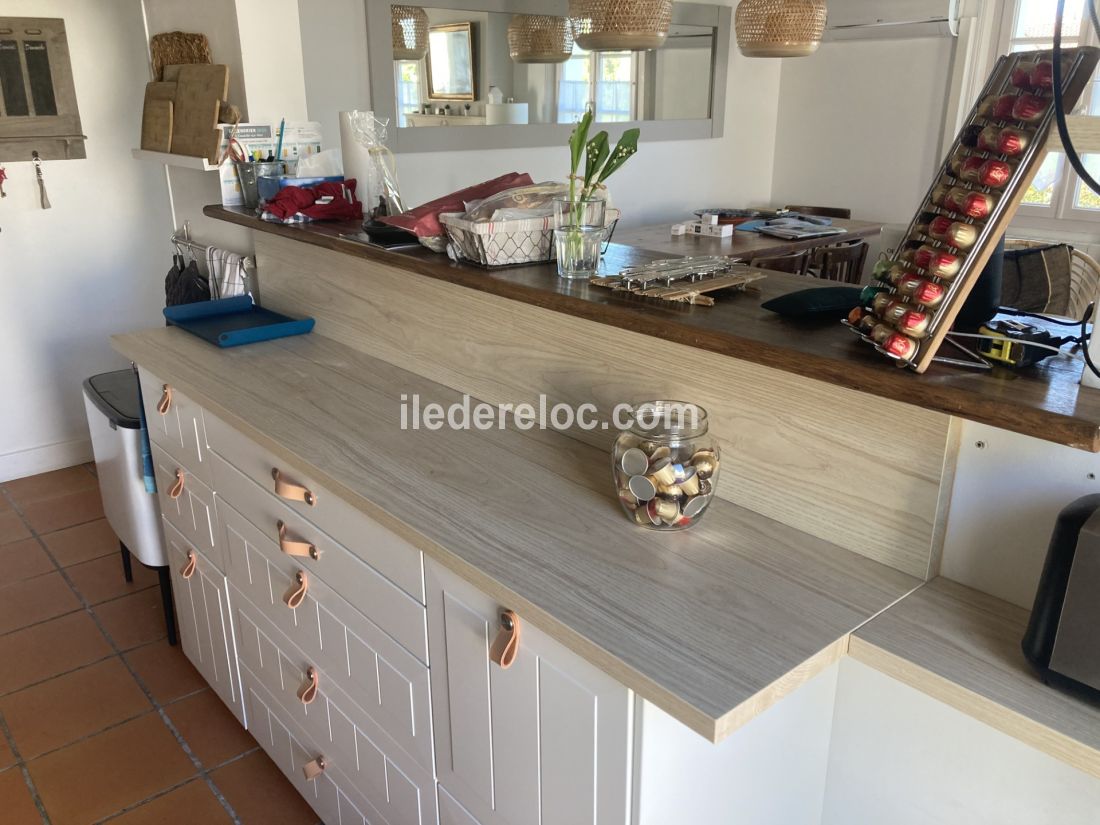 Photo 10: An accomodation located in La Couarde-sur-mer on ile de Ré.