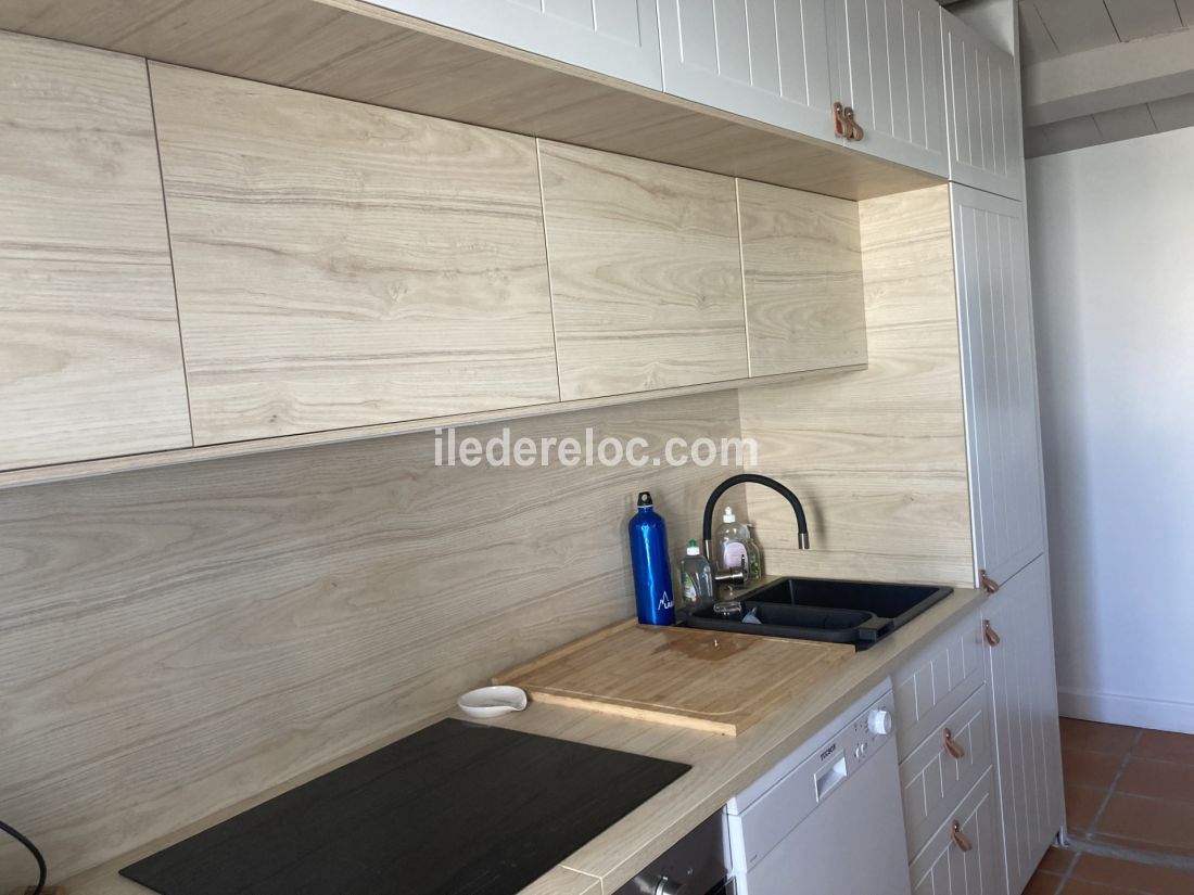 Photo 11: An accomodation located in La Couarde-sur-mer on ile de Ré.