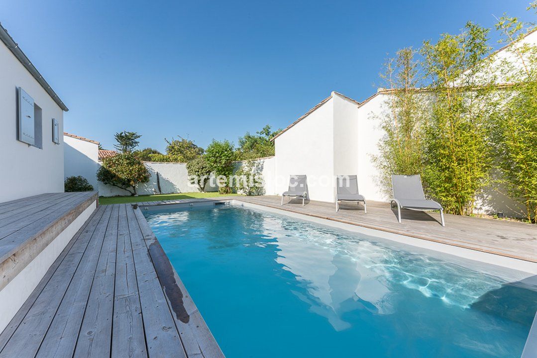 Photo 31: An accomodation located in La Flotte-en-Ré on ile de Ré.